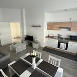 Zentrale 2 Zimmerwohnung *