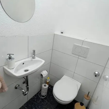 2 Zimmerwohnung * Dusseldorf